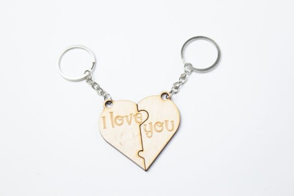 Couple Keychain Heart: 3D SVG for Holidays