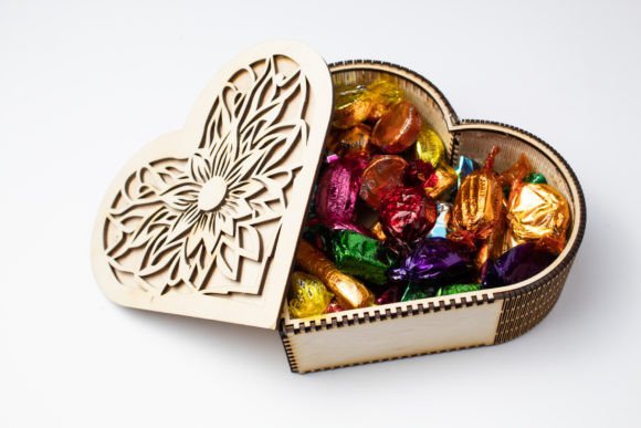Heart-shaped Chocolate Box - Sunflower 3D SVG for Holidays
